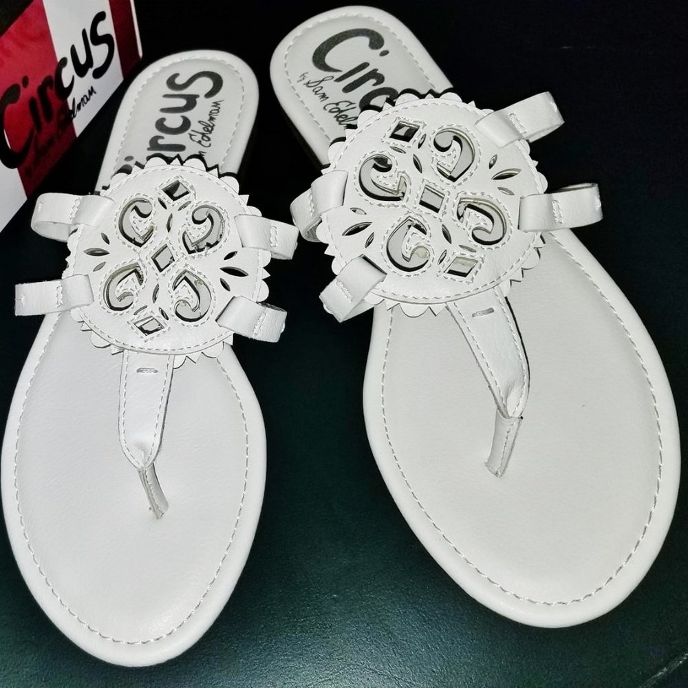 NEW CIRCUS by Sam Edelman White Thong Sandals sz 8 Orig $90+tax Only $45